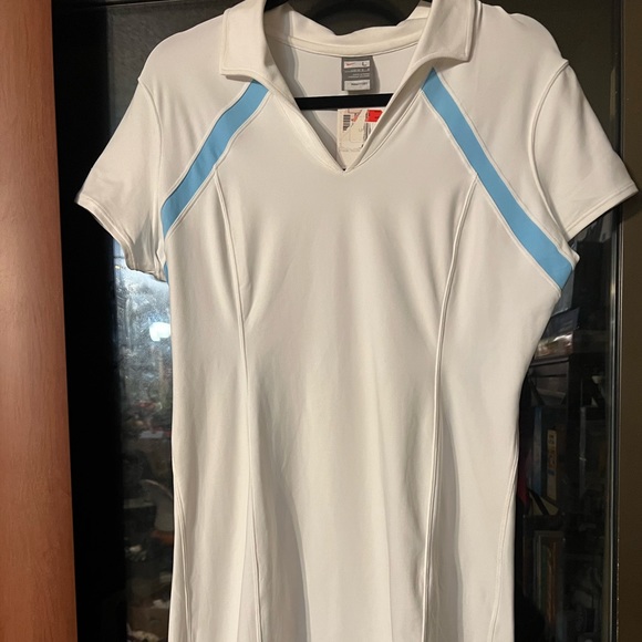 NWT LARGE LADIES NIKE TENNIS DRESS WHITE AND BLUE